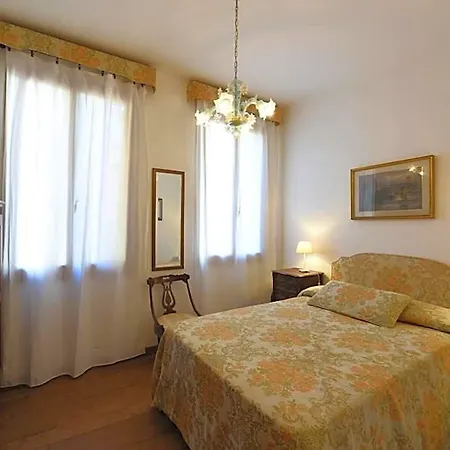 Le Due Corone B&B 베니스