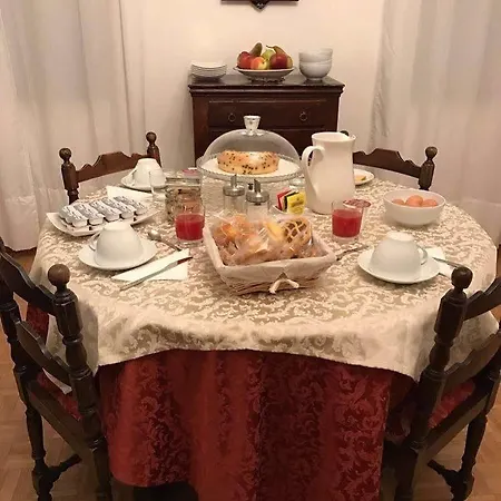 Bed & Breakfast Le Due Corone Venice